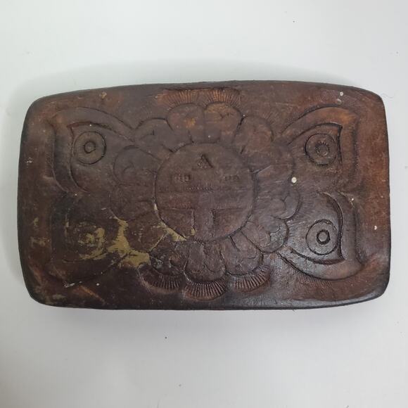 Vintage Leather Hand Tooled Southwest Style Belt Buckle Butterfly floral - Picture 1 of 7
